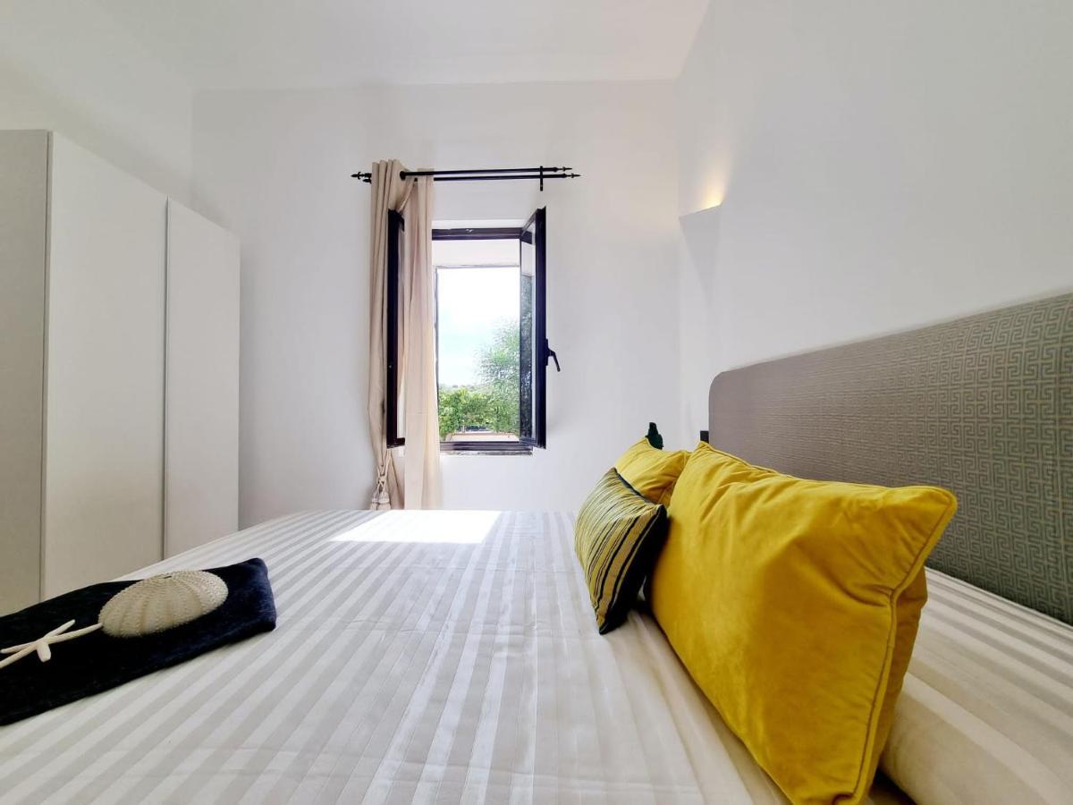 Apartamento Stazzo San Teodoro Il Ginepro Piscina Condivisa Exterior foto