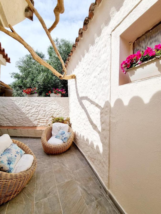 Apartamento Stazzo San Teodoro Il Ginepro Piscina Condivisa Exterior foto