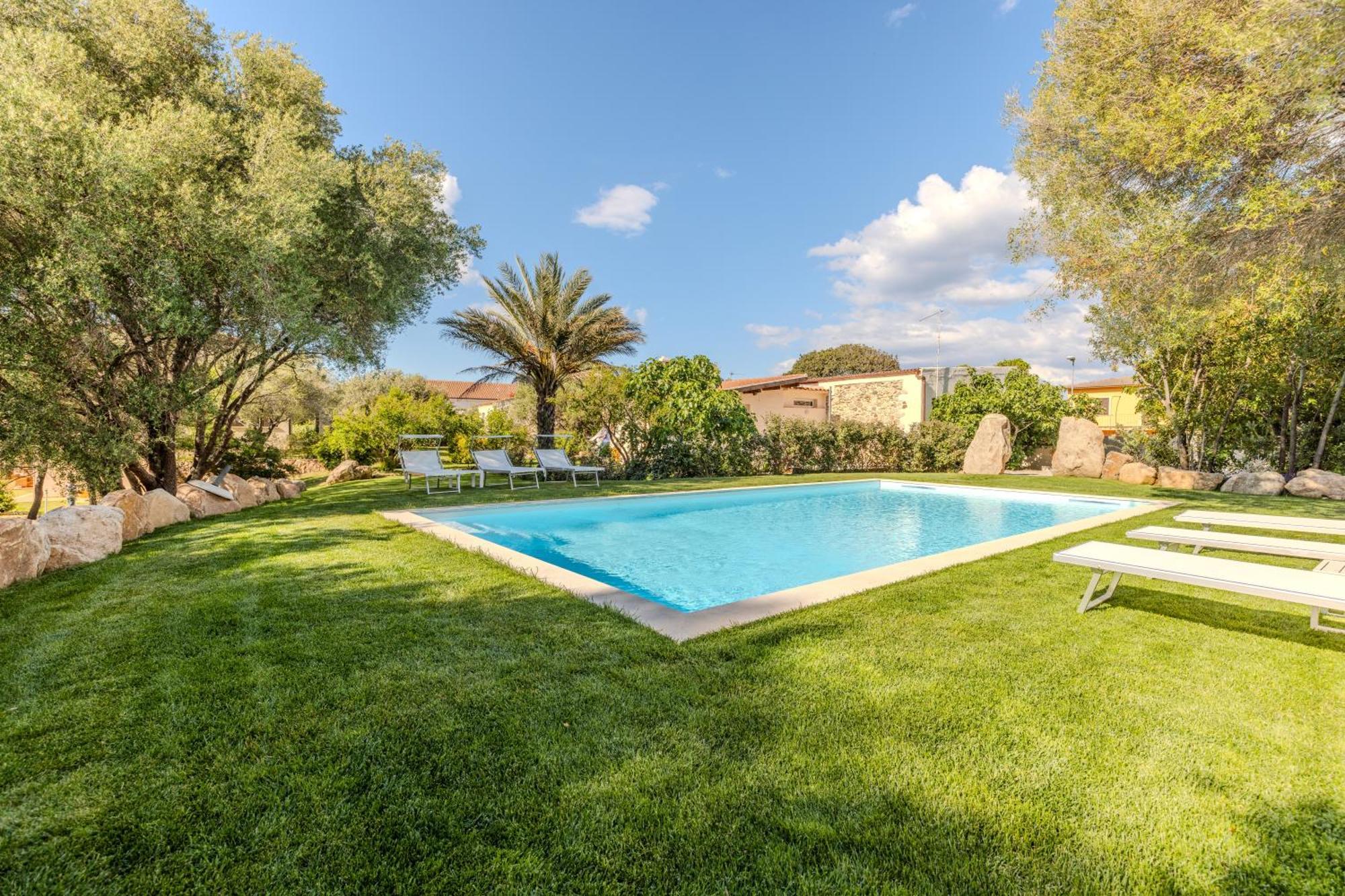 Apartamento Stazzo San Teodoro Il Ginepro Piscina Condivisa Exterior foto